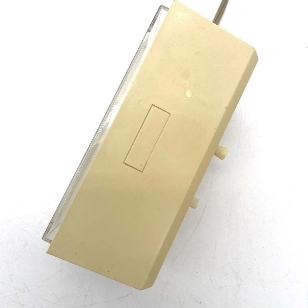 Vintage Westclox Aspen Delite Electric Alarm Clock Model 22166 Cream‎ Beige